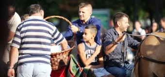 Стотици столичани опитаха специалитети от „Фермата” на „В(од)ещите в занаята” Иван и Андрей