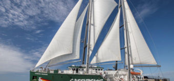 Ветроходът Rainbow Warrior на Грийнпийс пристига в България