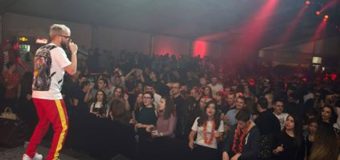 Криско, Тита, СкандаУ, Джена и Фики пяха на 3000 студента в Шатрата