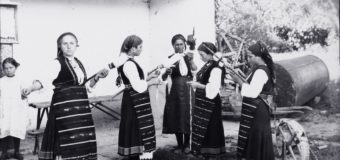 Фотоизложбата „България през стъклото на времето“ се открива през февруари