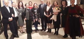 Откриха завладяващата фотоизложба „България през стъклото на времето“