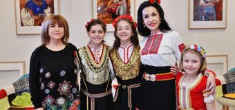 Дили Бозаджиева представи уникален спектакъл