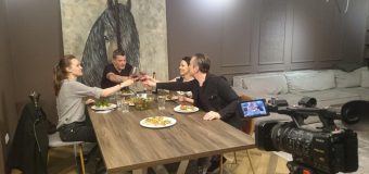 Мариан Вълев готви на Деян Донков в комплекса на звездите