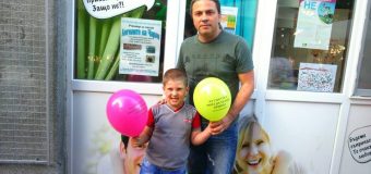 Деца и футболисти ветерани участват в спортен турнир срещу насилието